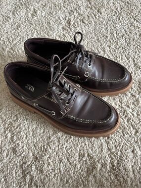 ZARA Dark Brown Lace-Up Boat Shoes with Tan Sole